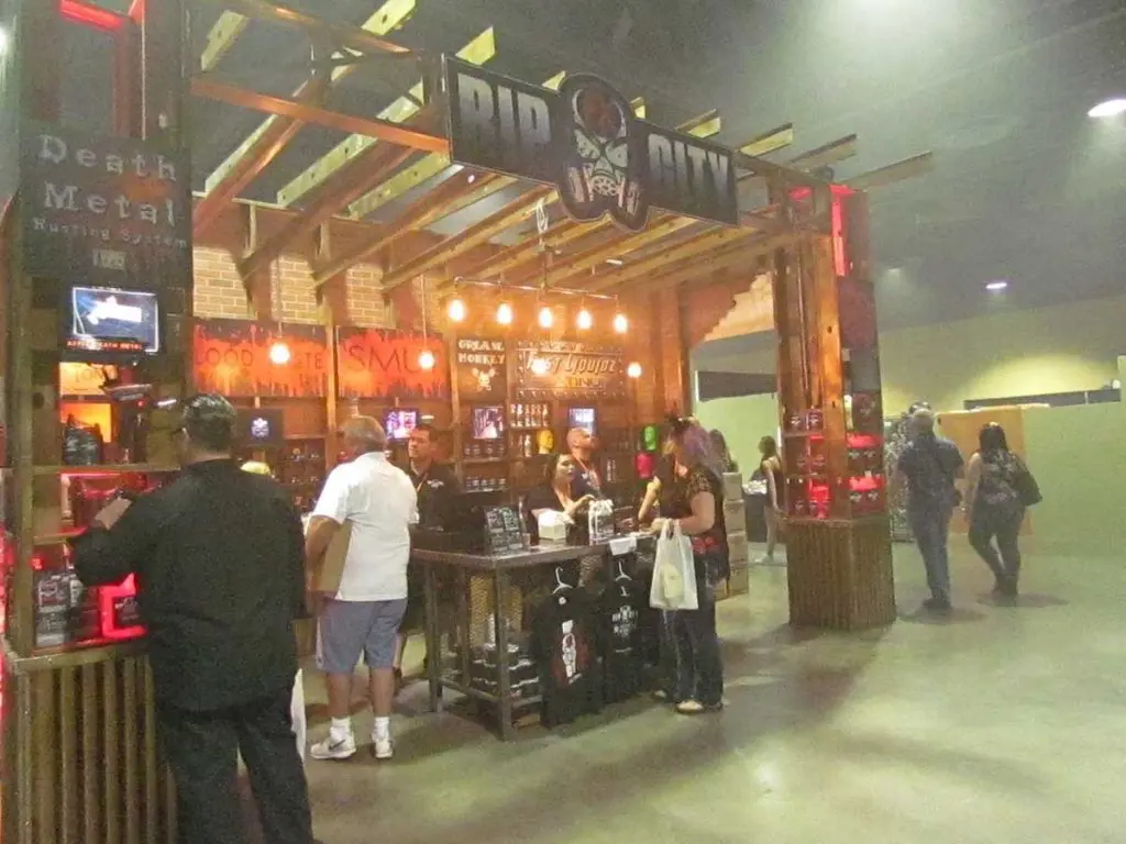 Photo by Christine Geldien